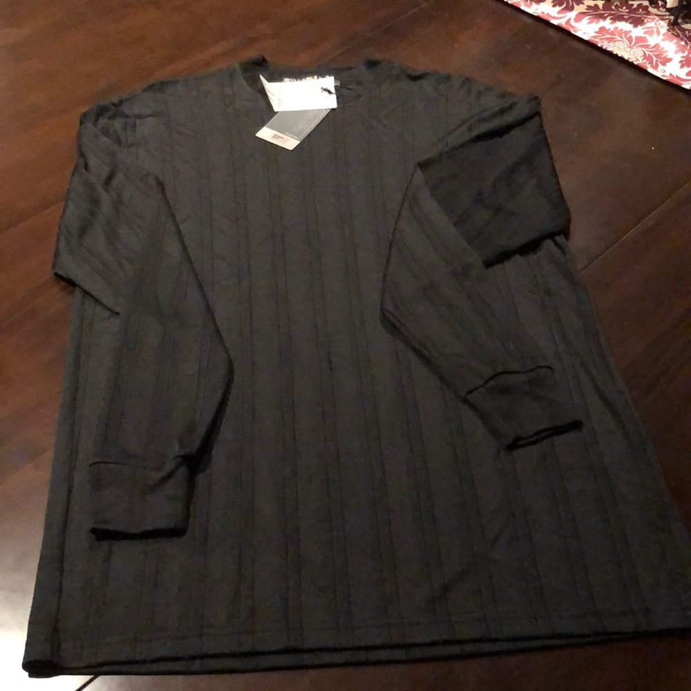 NWT Men’s Long Sleeve Trendy Top